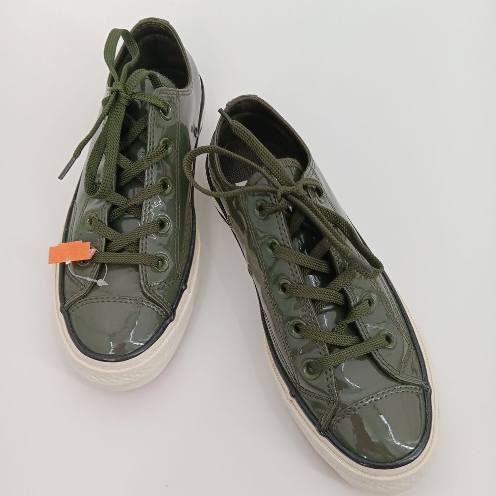 CONVERSE CHUCK TAYLOR SHOES WOMENS SIZE 6 - Picture 13 of 14